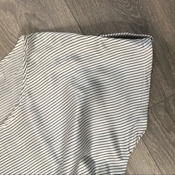 Revolve Mink Pink Women's Satin Mini Dress Stripes Short Sleeve Black White S - Picture 8 of 16